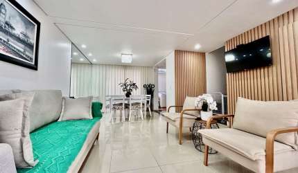 Casa em condomínio fechado com 3 quartos à venda na Rua Pedro Pacheco, 54, Uberaba, Curitiba por R$ 549.900