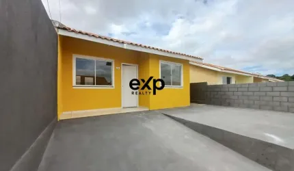 Casa em condomínio fechado com 2 quartos à venda na Rua Papagaio, 1780, Gralha Azul, Fazenda Rio Grande por R$ 229.000