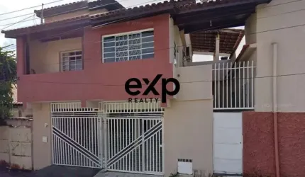 Casa com 2 quartos para alugar na Sebastião Nicolino, 29, Vila Expedicionários Cruzeirenses, Cruzeiro por R$ 1.150