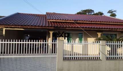 Casa com 3 quartos à venda na Rua Prefeito Itamar B. Cordeiro, 441, Centro, Araquari por R$ 450.000