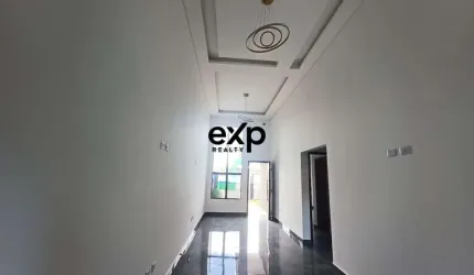 Casa com 3 quartos à venda na Pessegueiro, 100, Eucaliptos, Fazenda Rio Grande por R$ 560.000