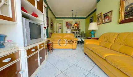 2 quadras da praia, próximo do comércio