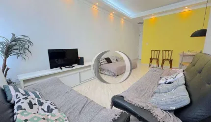 Apartamento na Enseada com 2 quartos, reformado e área de lazer