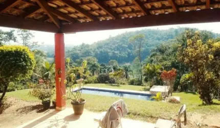 Chácara com 4 dormitórios à venda, 4700 m² por R$ 1.590.000 - Almeida Prado - Igaratá/SP