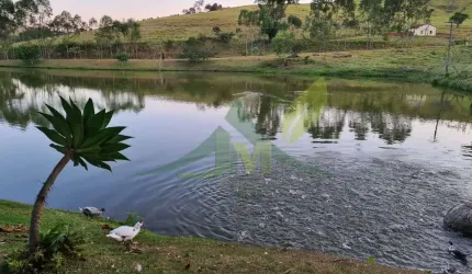 Sítio em Piracaia com  31 Alqueires