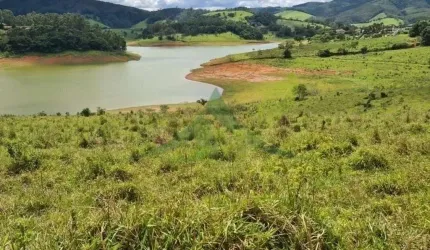 Excelente área de 59 mil metros na represa de Piracaia