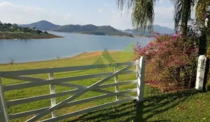 Sítio à Beira da Represa em Piracaia - 30 mil m²