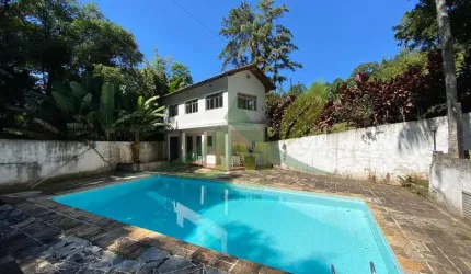 Sítio à Venda no com 18.000m no bairro do Portão