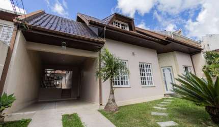 Casa com 4 quartos, 235m², à venda em Curitiba, Pilarzinho