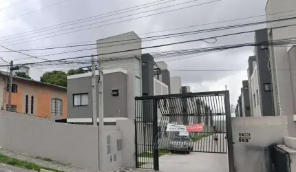 Sobrado triplex com terraço 3 quartos Uberaba