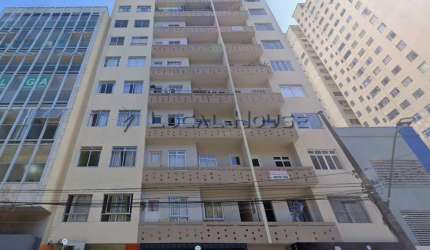 Apartamento à venda em Curitiba, Centro, com 2 quartos, 60m²