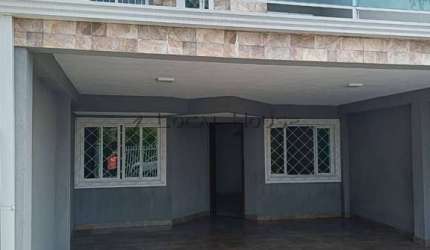 Sobrado à venda em Curitiba, Xaxim, com 3 quartos, 90m²