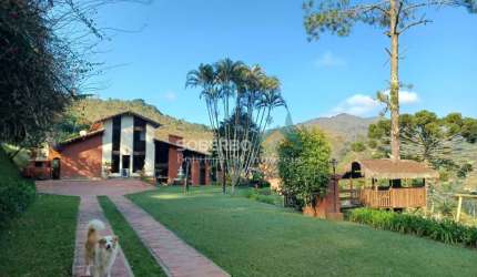 Chácara com 2 Casas, Área de Lazer, Piscina e 4000 m2, Albuquerque, Teresópolis, RJ