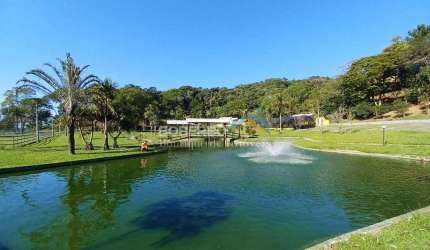 Sítio 500.000 m2, Casa Alto Padrão, Lagos, Pastos, Cachoeira