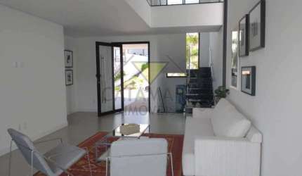 Casa em condomínio fechado com 3 quartos à venda no Fazenda Rodeio, Mogi das Cruzes , 260 m2 por R$ 2.350.000