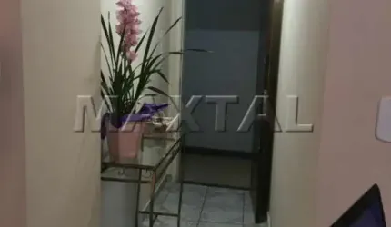 Sala comercial à venda na Rua Voluntários da Pátria, com 51m² e à 100 metros do metrô Santana.