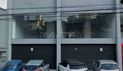 Loja para Locação com recuo para carro nova com 186 m² em Santana, com mezzanino de 64 m² e 2 vagas.