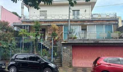 Sobrado à venda, com 3 Dormitórios e 3 Vagas, no Jardim São Paulo, com renda.
