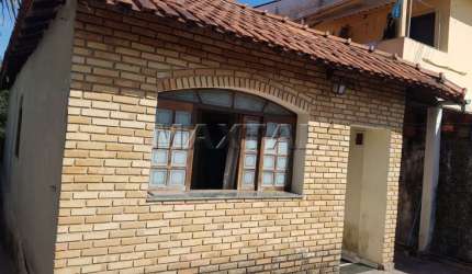 Casa à venda, com 150m² com 3 dormitórios e 2 vagas, próximo a 13ª Delegacia.