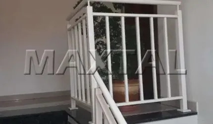 Sobrado com 3 dormitórios, 1 suíte,  sala com 2 ambientes , - 3 vagas  Região Tucuruvi
