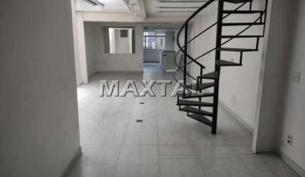 Casa comercial em Santana 160m², 5 salas, recepção, copa cozinha, 4 banheiros e edícula.