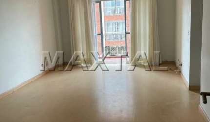 Apartamento com 91m² na Água Fria, com 2 dormitórios, armários embutidos e 1 vaga .