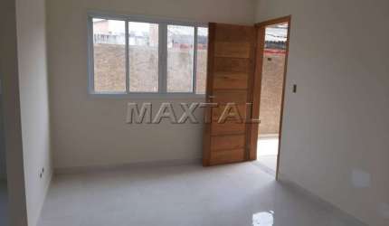 Apartamento na Zona Norte, no Bairro Vila Mazzei com 2 Dormitórios e 1 Vaga Coberta, com 55m².