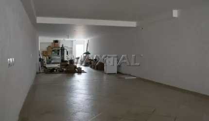 Sobrado de 450 m², Vila Mariza  Mazzei,  3 dormitórios, 1 suíte, 1 sala, 1 cozinha e 1 banheiro.