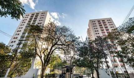 Apartamento à venda no Tucuruvi, de 3 dormitórios, 1 sala com 2 ambientes, e 2 vagas fixas.