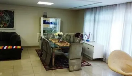 Casa a venda no Jardim França, 450 m², 5 dormitórios, 4 suítes, 7 vagas.