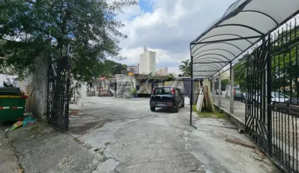 Loja comercial com 600m², área coberta, de esquina, próximo a Padaria Panetteria ZN.