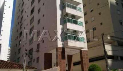 Apartamento em Pitangueiras, Guarujá. Com 3 dormitórios sendo 1 suíte, 2 banheiros, sala e sacada.