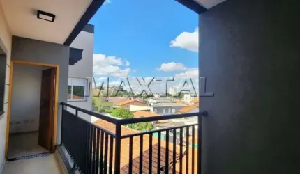 Apartamento à venda de  40,11m², com 1 dormitório e quintal, na Vila Mazzei.