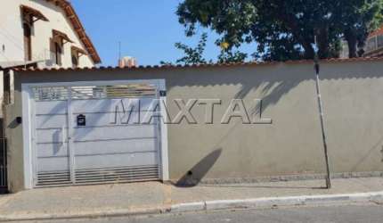 Casa à venda na Água Fria com 80m². Com 2 quartos e 1 suíte, em terreno de 300m².
