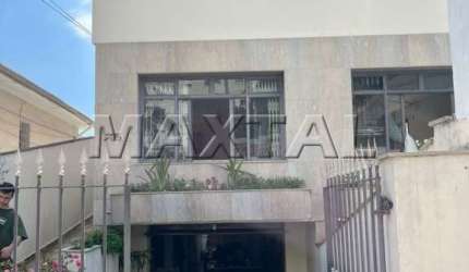 Sobrado à venda de 213m², 3 dormitórios, 3 banheiros e 4 vagas na Água Fria.