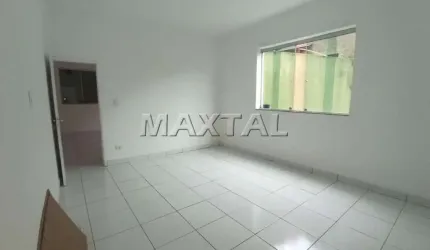 Ampla casa em condomínio fechado estilo apartamento com 2 dormitórios, sala, cozinha, na Casa Verde.