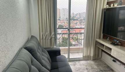Apartamento à venda no Lauzane Paulista, de 50m², andar alto, com 2 dormitórios  e 1 vaga.