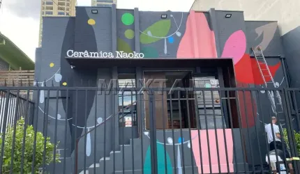 Loja para Locação na Alfredo Pujol com 300 m² útil a 400 metros da Estação Santana do Metrô.