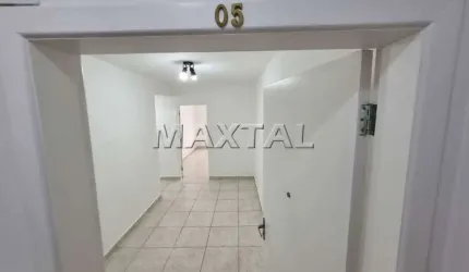 Apartamento no Bairro da Luz pro lado da Rua São Caetano. Com 2 Quartos, sala, cozinha e lavanderia.