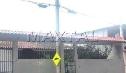 Casa à venda de 140m², com 2 dormitórios e 1 suíte e 3 vagas, em Mairiporã.