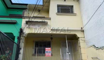 Sobrado à Venda em Santana. de 180m², 4 dormitórios, 2 banheiros, 3 salas e 2 vagas.