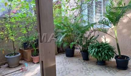 Casa À Venda na Vila Nova Mazzei, 200m², 4 dormitórios, 1 suíte, 3 banheiros, 1 vaga de garagem.