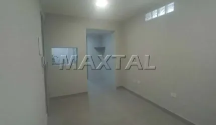 Studio para alugar com 26m², 1 quarto e sem vaga, 500 metros do metrô Parada Inglesa.