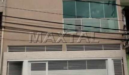 Sobrado à venda com 2 vagas, 2 salas, lavabo, 3 dormitórios, no Jardim Tremembé.