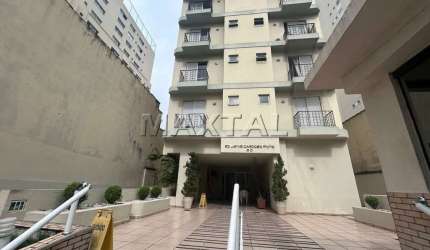 Apartamento 45m² para alugar em Santana, 1 dormitório, 1 banheiro e 1 vaga de garagem.