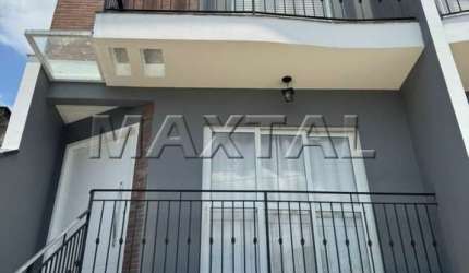 Sobrado de 205m² à venda, com 3 dormitórios, 5 banheiros e 6 vagas, no Jardim São Paulo.