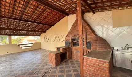 Sobrado próximo à Av. Braz Leme de 250 m², com 3 dormitórios, sendo 2 suítes com closed e 3 vagas.