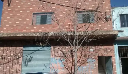Galpão comercial à venda de 600m², com 6 banheiros, no bairro da Vila Guilherme.