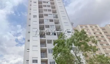 Apartamento para locação com  37m², 2 dormitórios, sala, sacada, sem vaga de garagem.