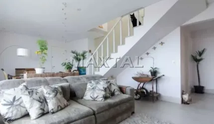Cobertura para venda, de de 344m², com 3 dormitórios, 1 suíte, 5 banheiros, 4 vagas de garagem.